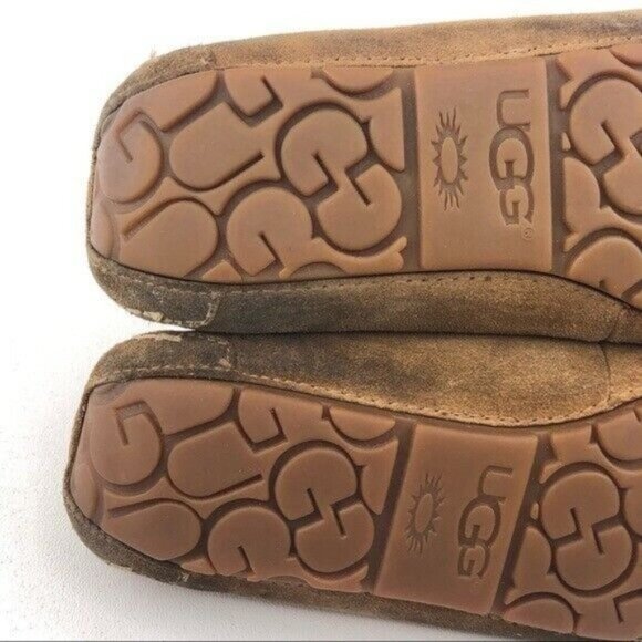 UGG Dakota Bow Moccasin Slippers 7 - Picture 9 of 12